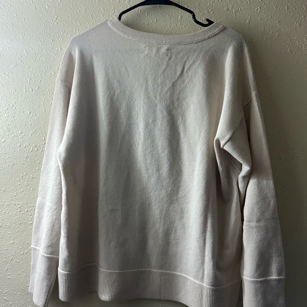Lucky Brand Cream V-Neck Sweater - Picture 2 of 7